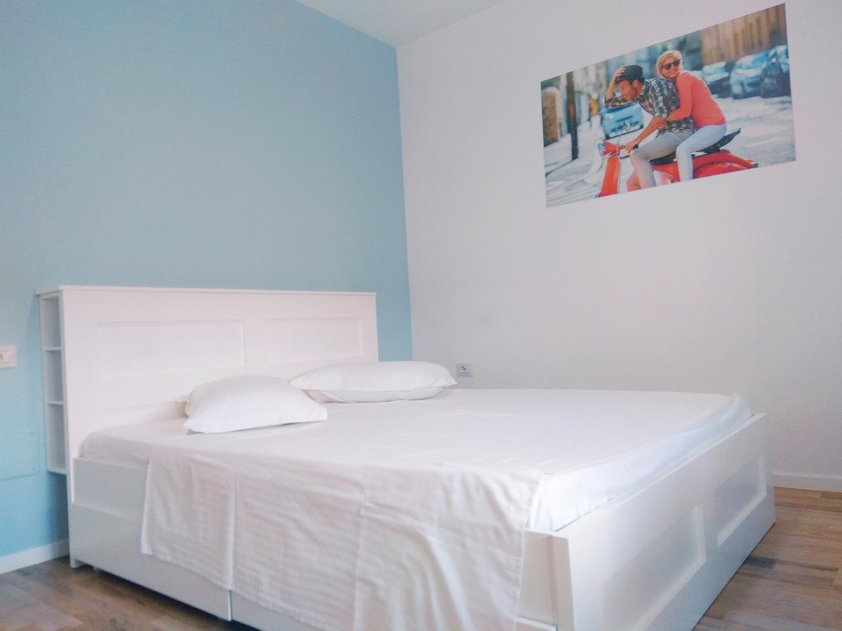 Downtown Tirana Apartments Ngoại thất bức ảnh