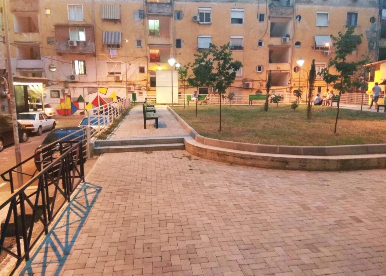 Downtown Tirana Apartments Ngoại thất bức ảnh